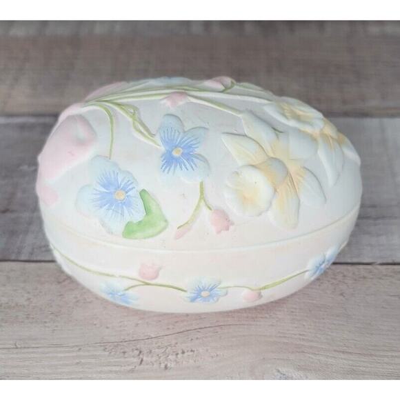 Trinket Box Silvestri Egg Hand Painted Raised Floral Lid Vintage - Picture 3 of 9